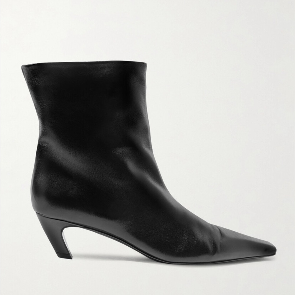 KHAITE Arizona leather ankle boots